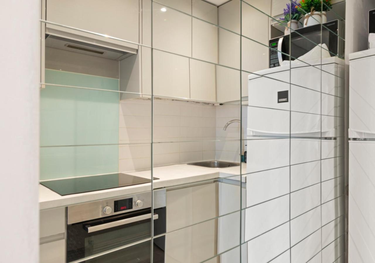 Sg, Classic Knightsbridge Loft Apartment Londres Exterior foto