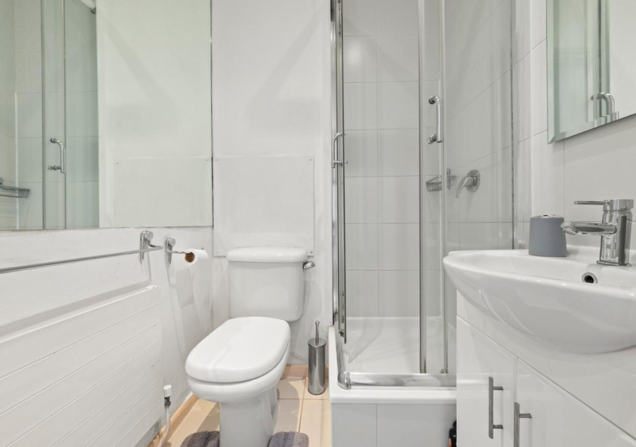 Sg, Classic Knightsbridge Loft Apartment Londres Exterior foto